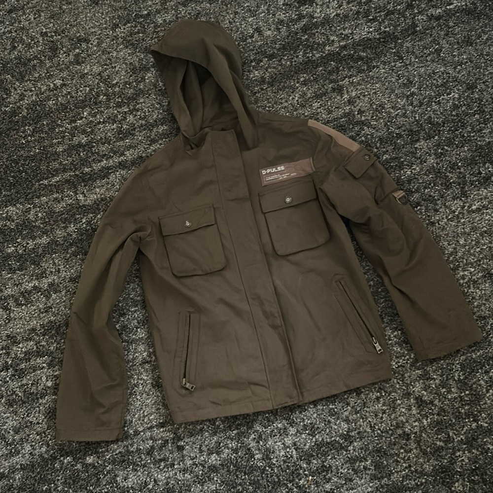 Women’s D-Pulse brown greenish shirt jacket military style pockets hooded cargo